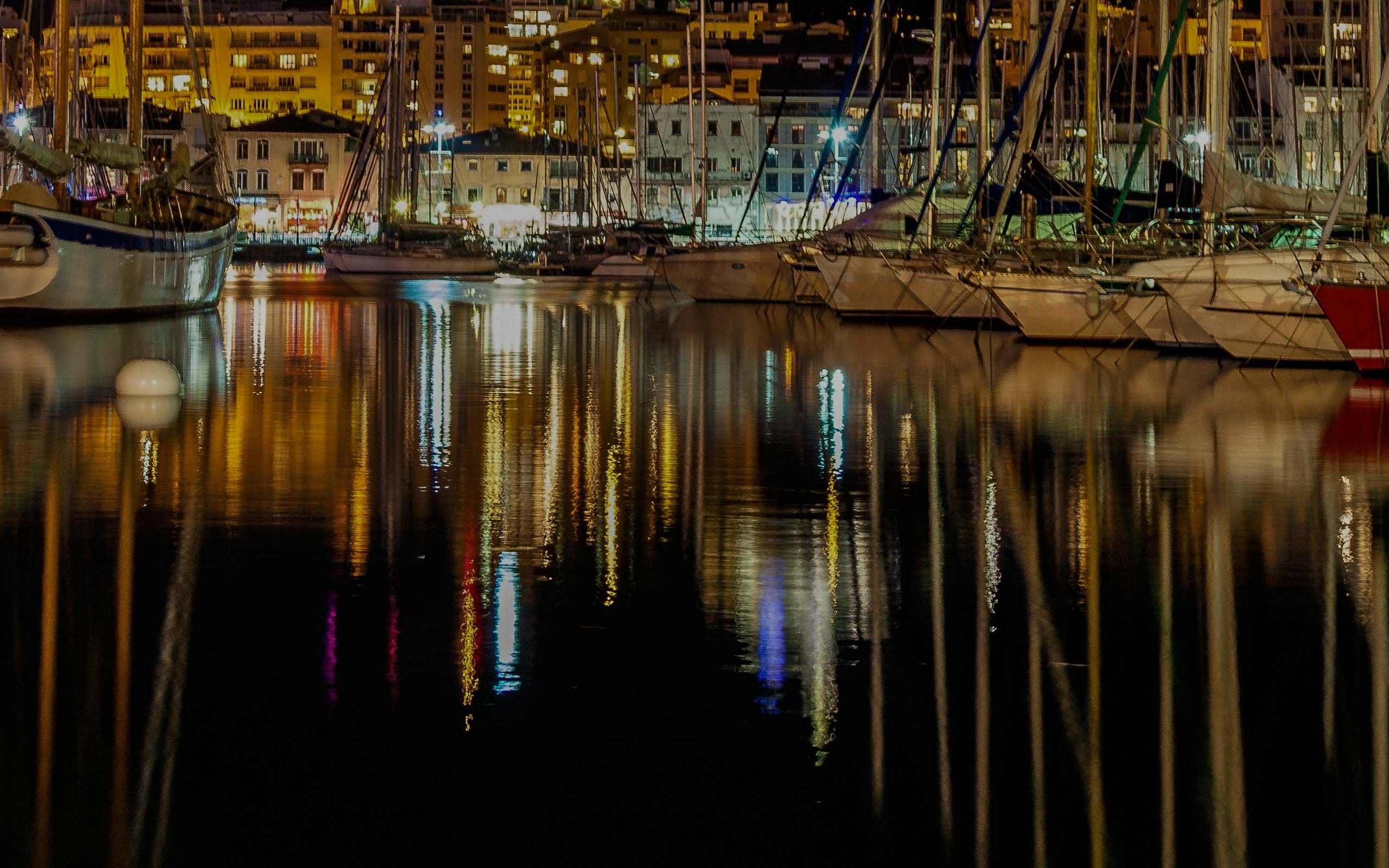 Romantic Dinner on a Private Boat in Porto